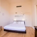 La Torre Πανσιόν *