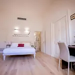 La Torre Πανσιόν *